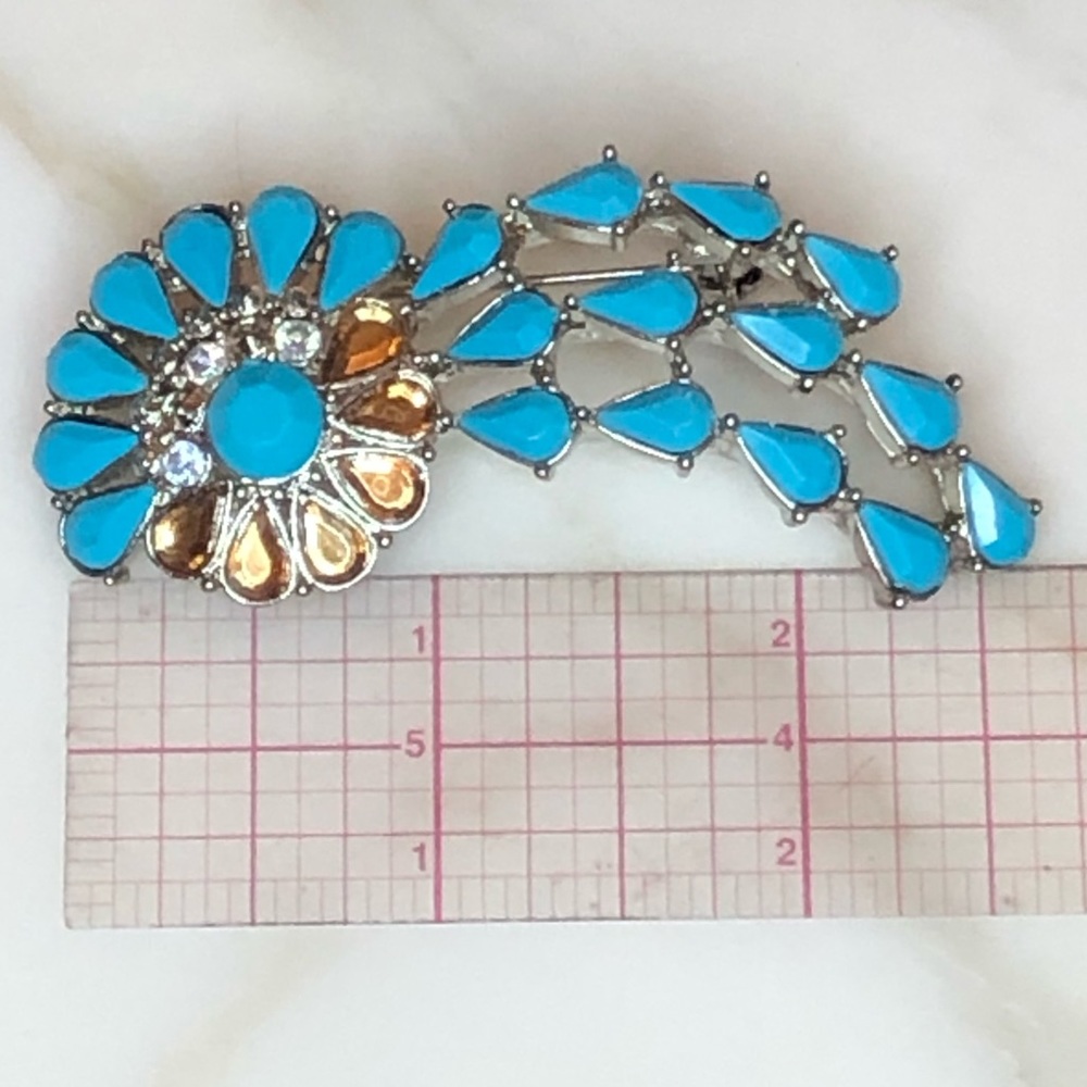 Unique Turquoise Tan Rhinestone Brooch - Picture 8 of 9